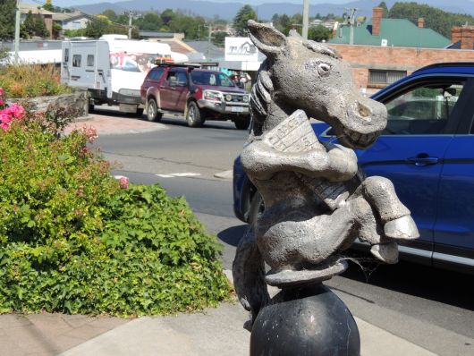 Esel als Metallfigur